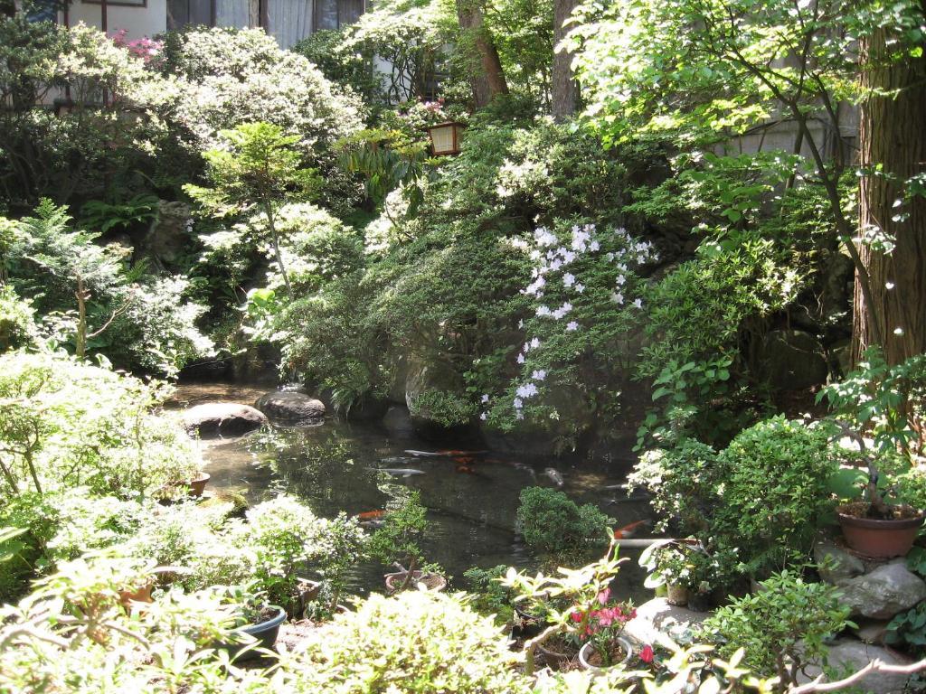 Maruka Ryokan Yamanouchi  Buitenkant foto